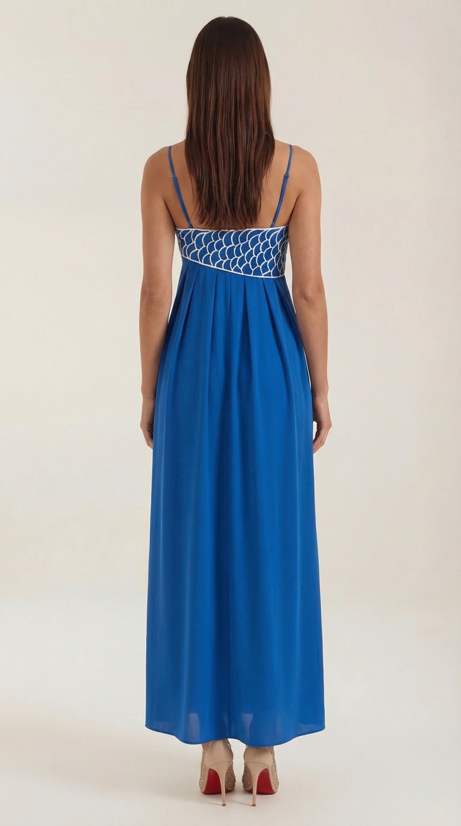 Vestido maxi con bordado elegante