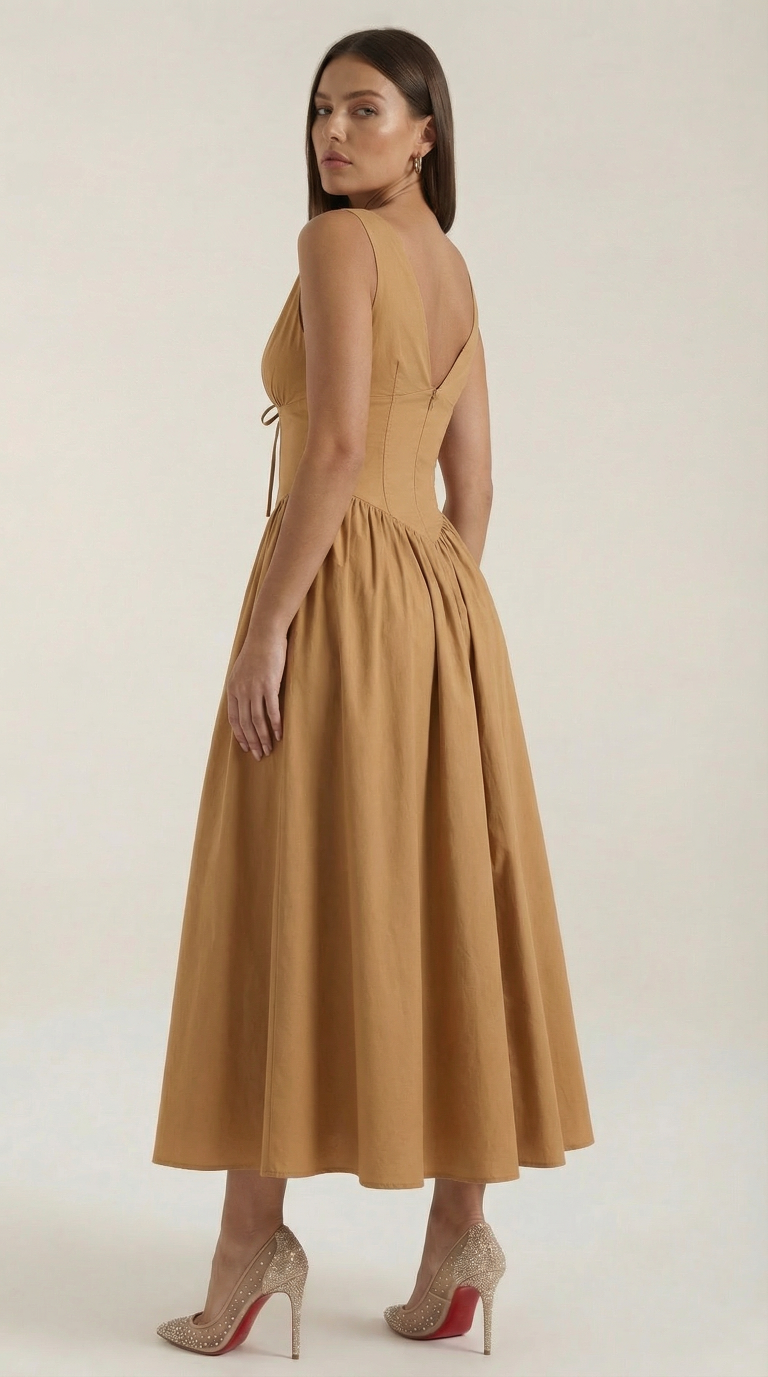 Vestido midi con escote en V