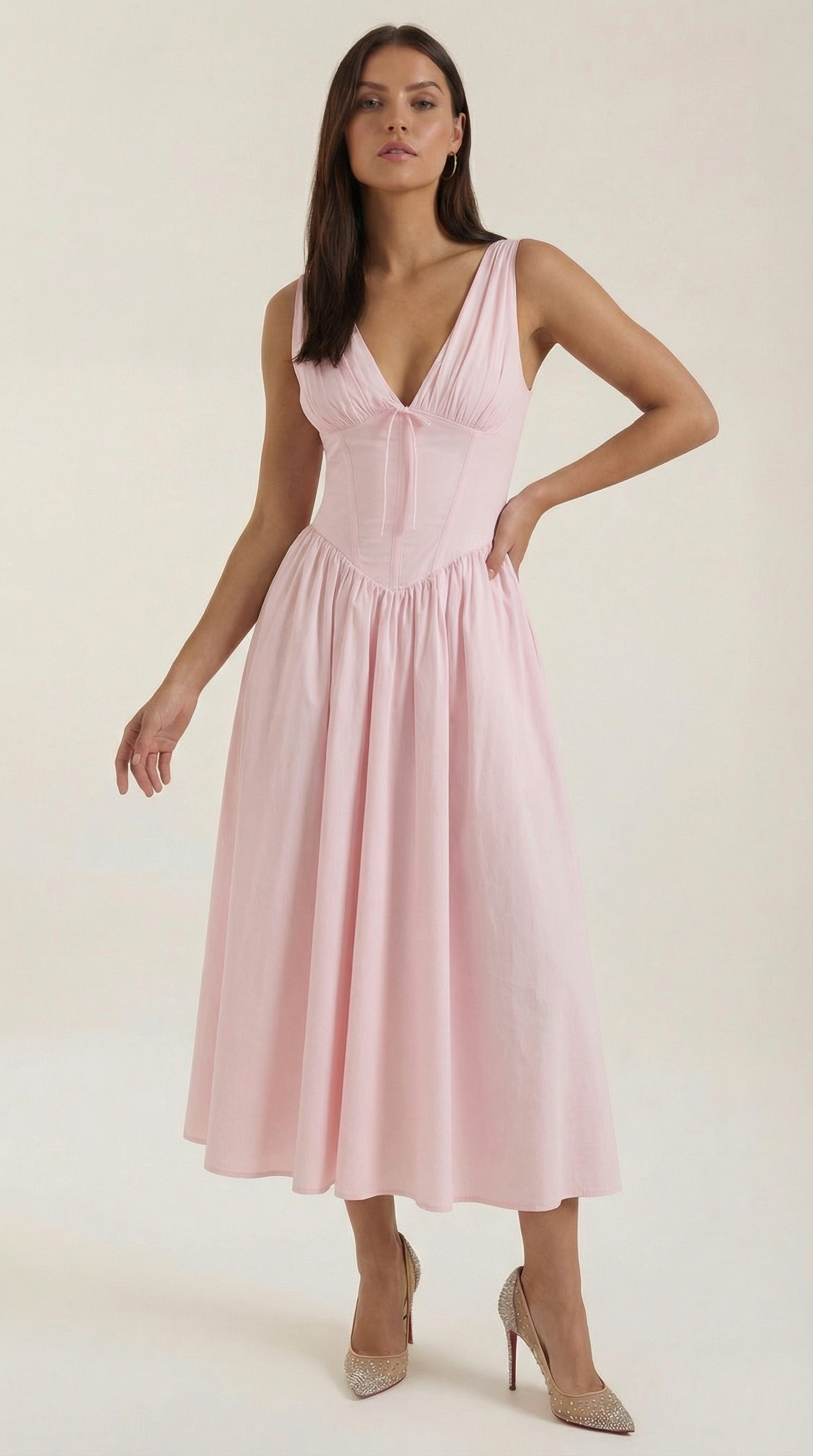 Vestido midi con escote en V