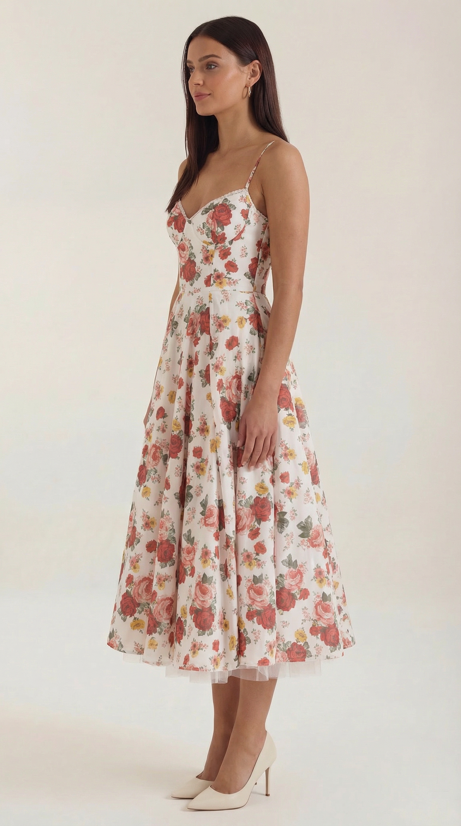 Vestido midi con diseño de tul