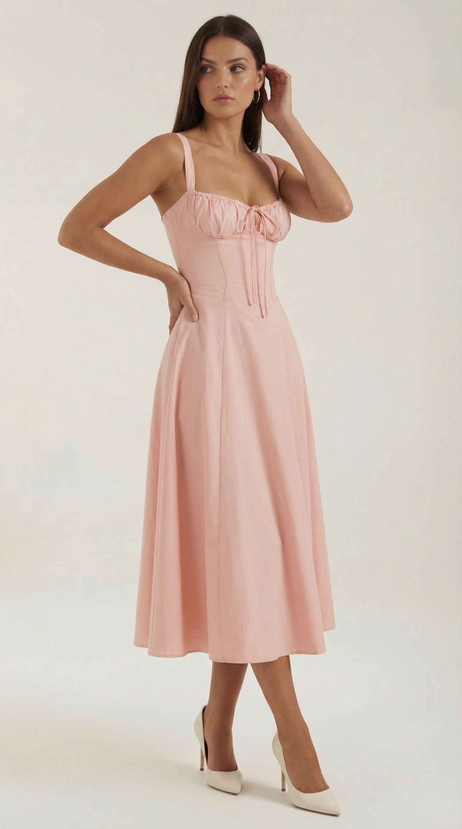 Vestido midi con detalle de cordones