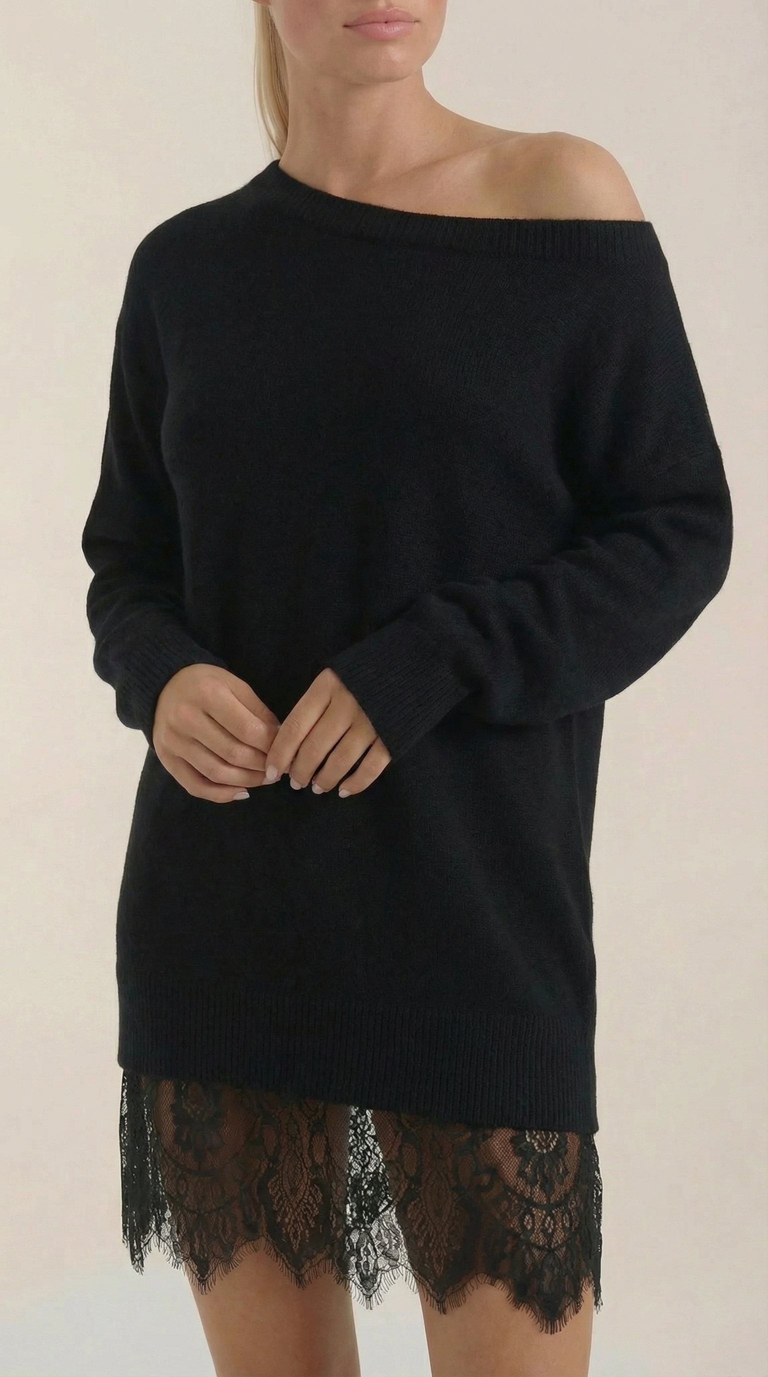 Vestido de Encaje Ajustado con Dobladillo