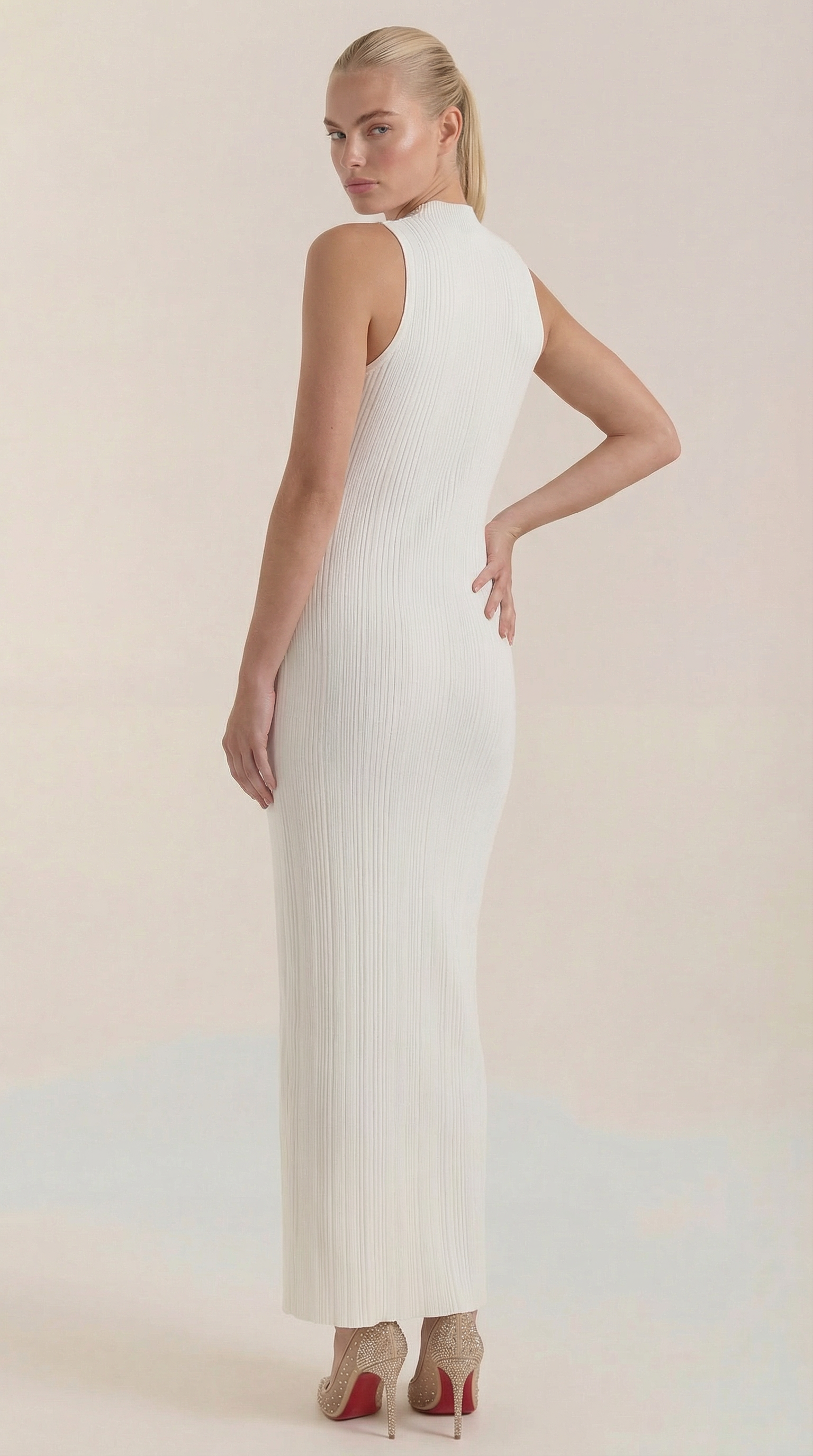 Vestido Bodycon de Cuello Alto Elegante