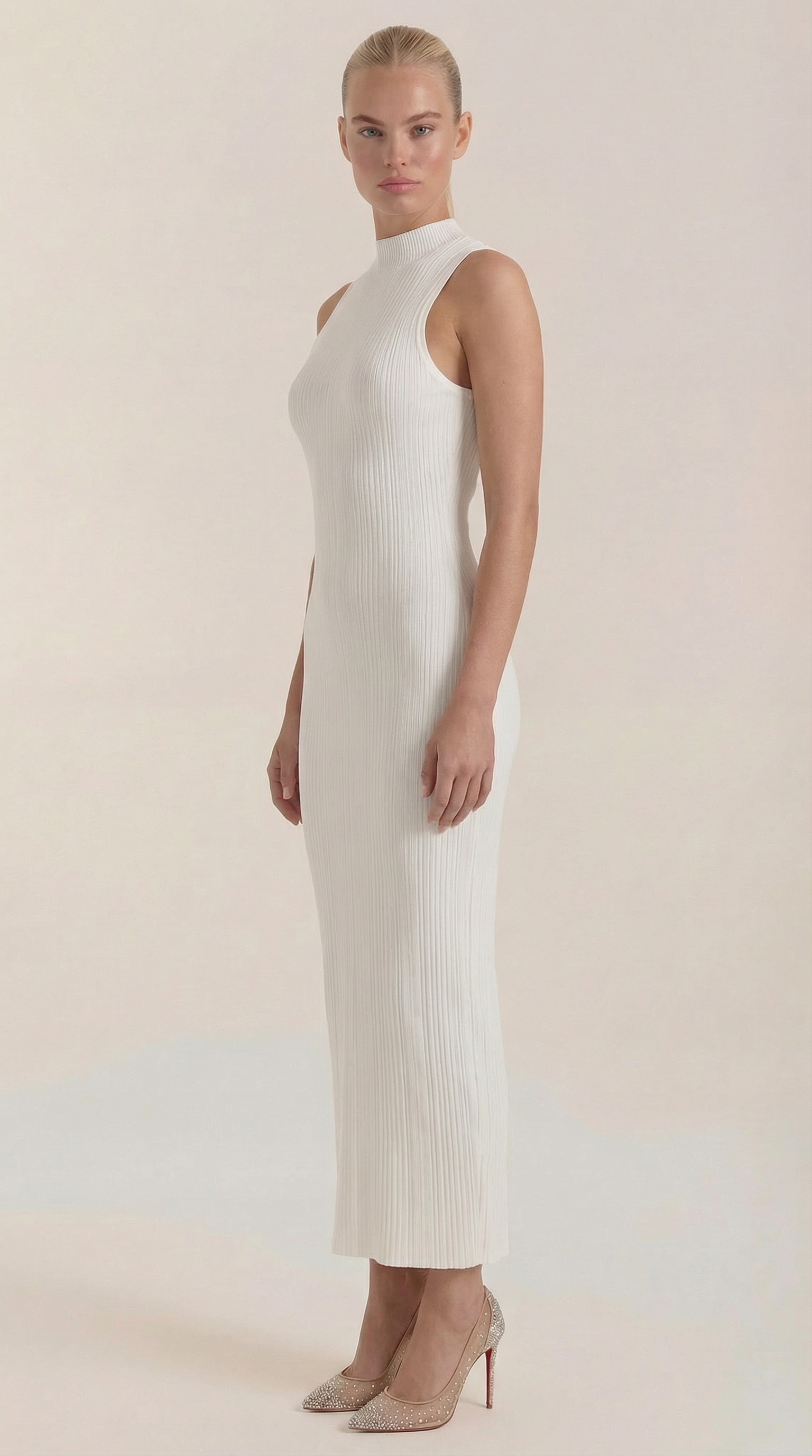 Vestido Bodycon de Cuello Alto Elegante