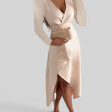Vestido Midi Ajustado Escote V