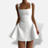 Vestido Mini Escote Cuadrado Evasé