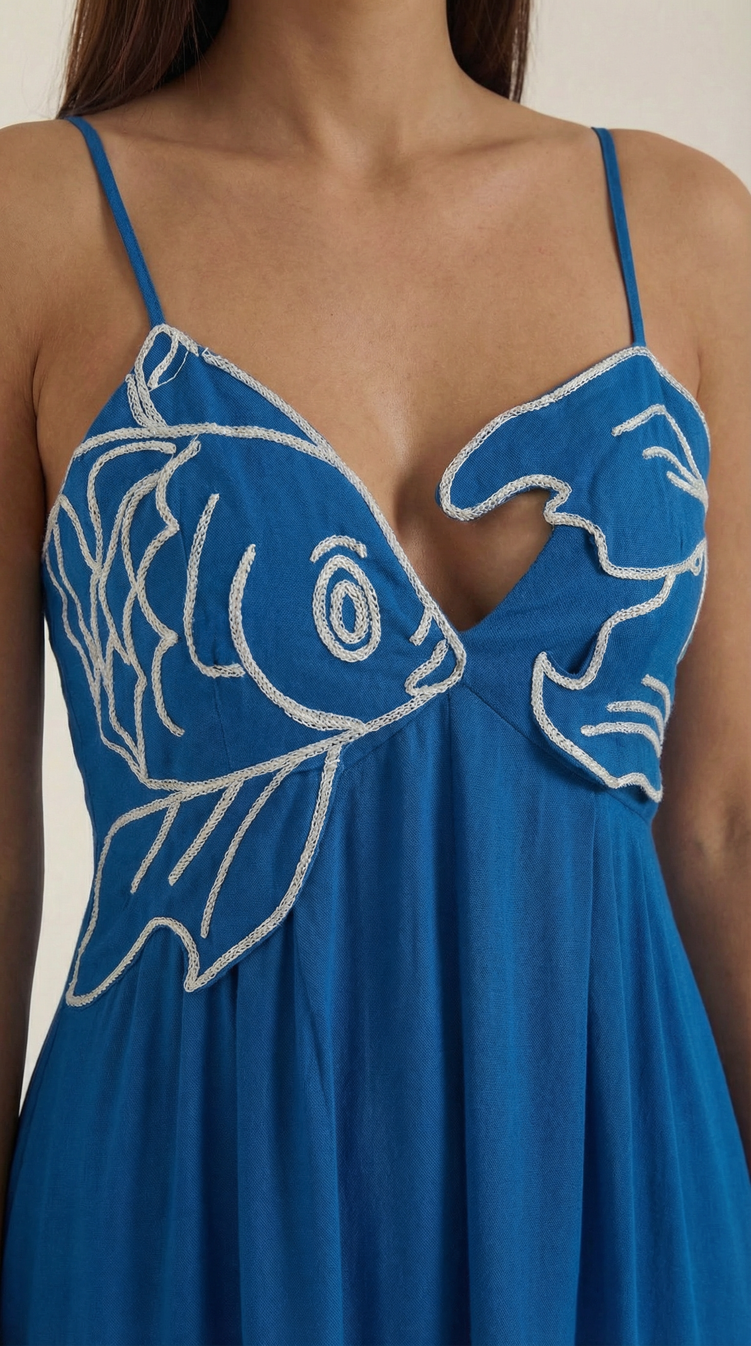 Vestido maxi con bordado elegante