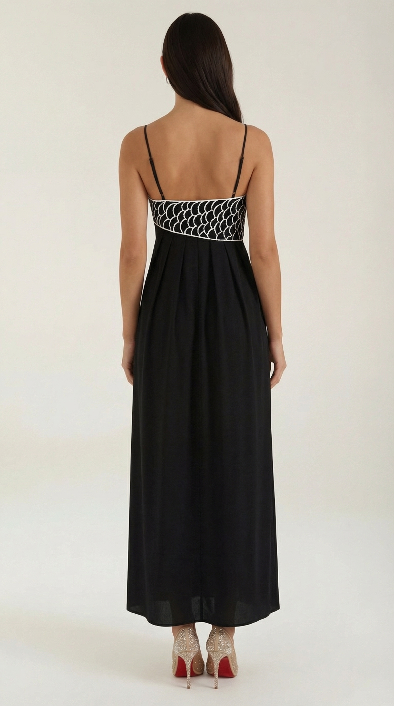 Vestido maxi con bordado elegante