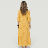 Vestido Largo Bordado Tonal Cuello Volante Lino