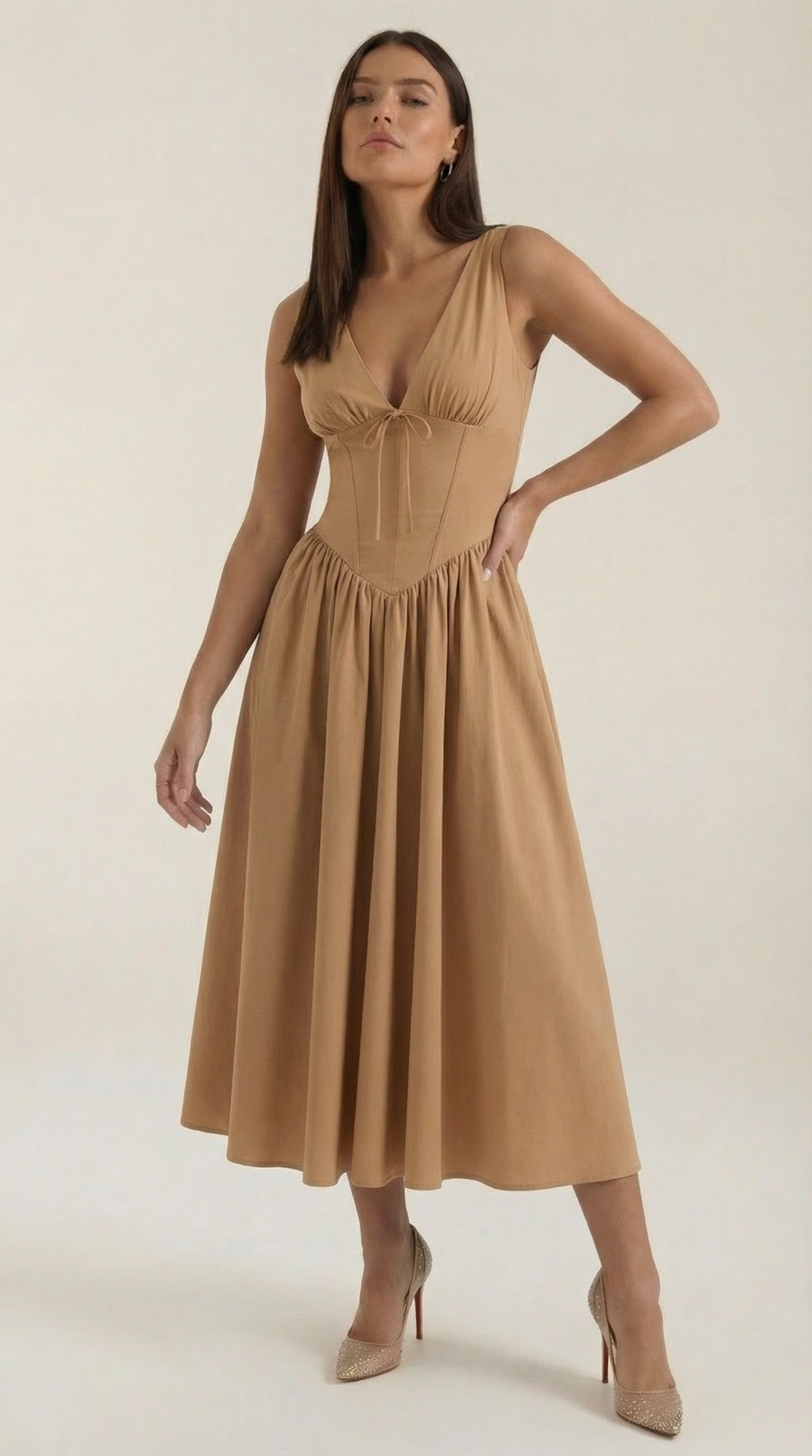 Vestido midi con escote en V