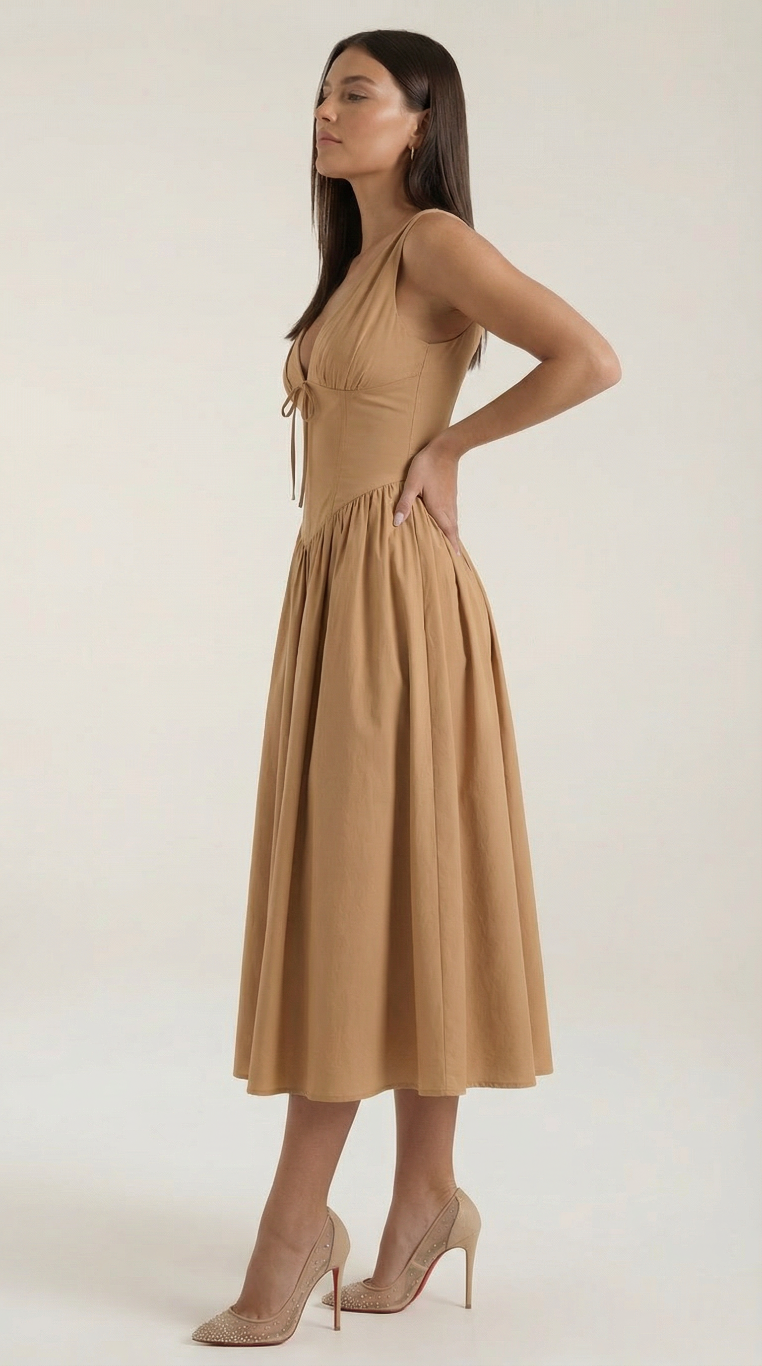 Vestido midi con escote en V