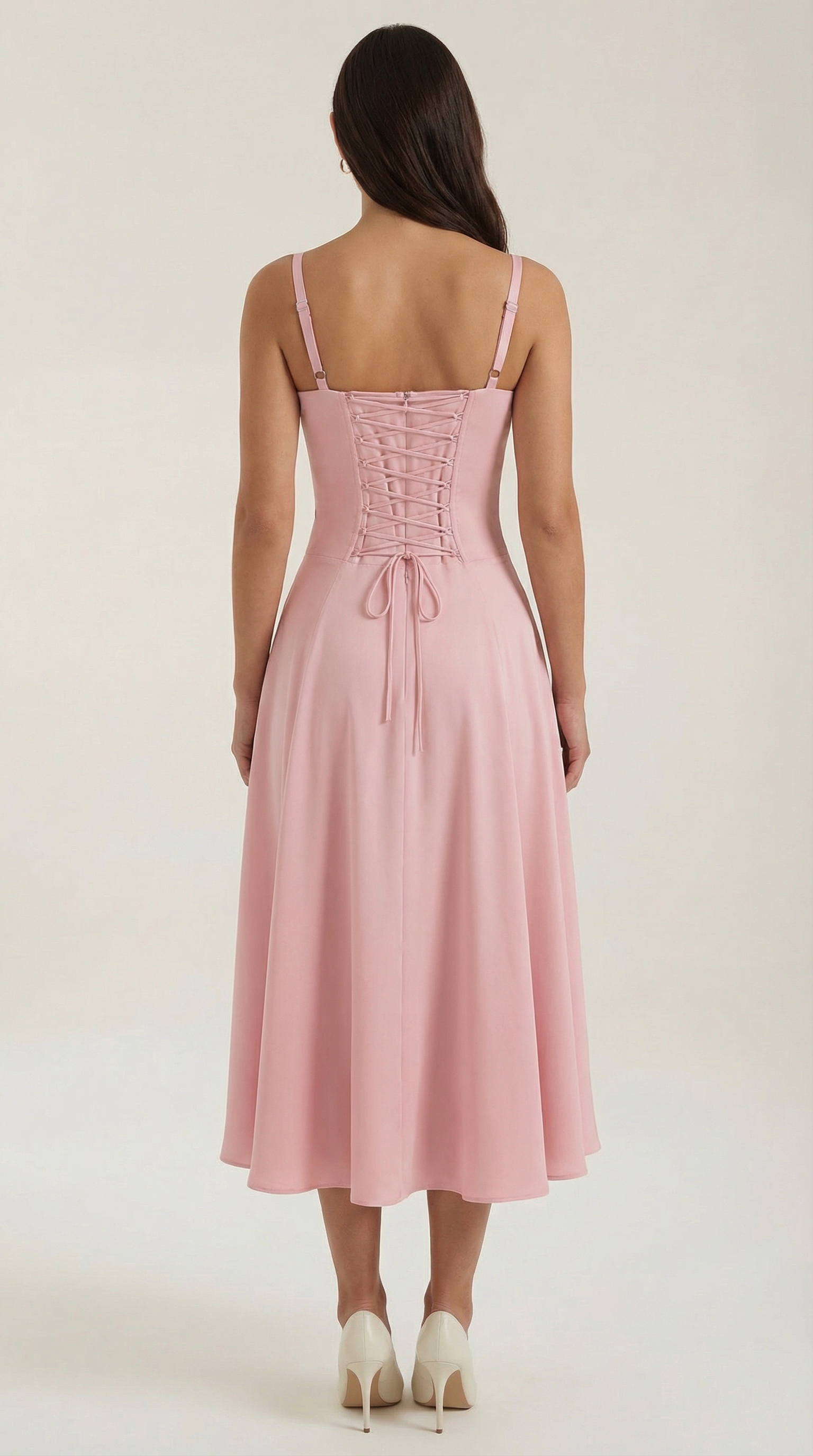 Vestido midi con detalle de cordones