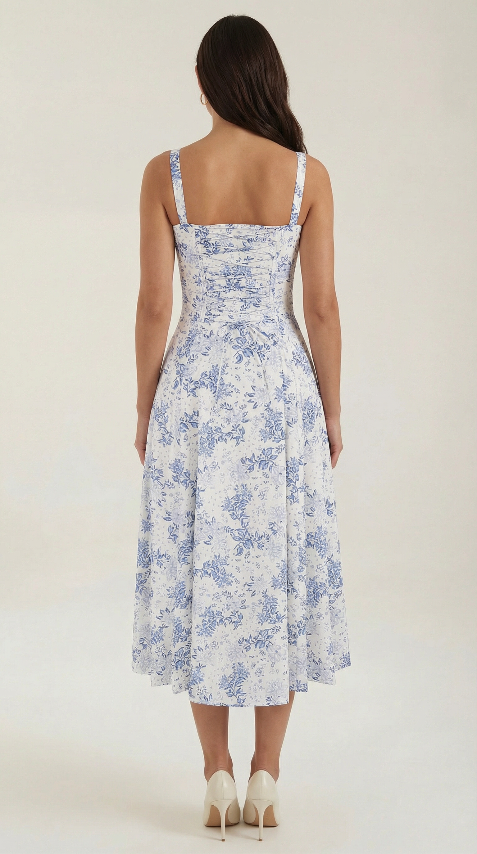 Vestido midi con corte fluido