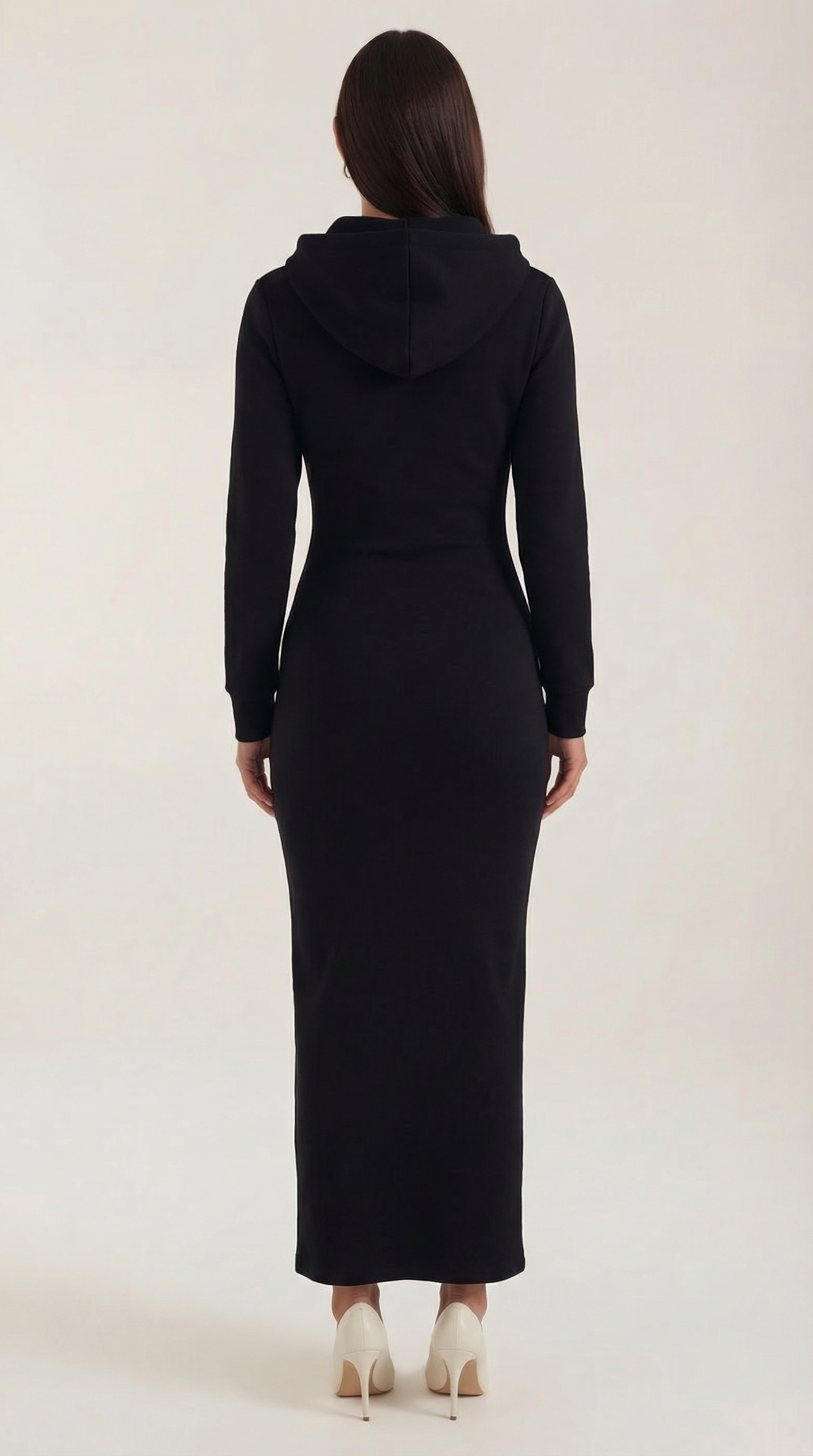 Vestido largo ajustado con capucha
