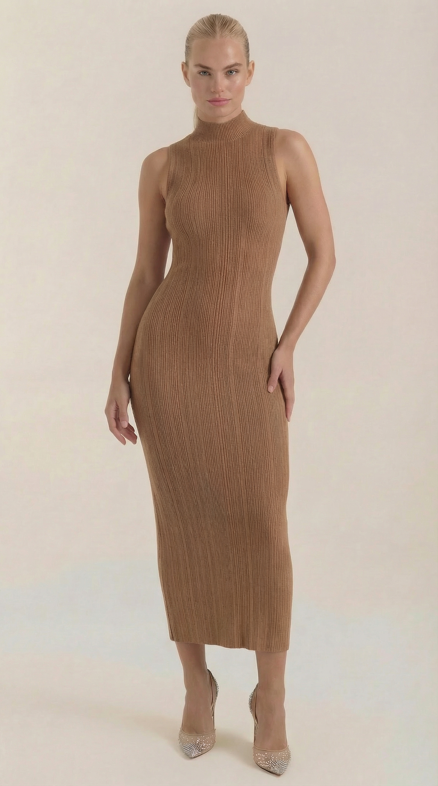 Vestido Bodycon de Cuello Alto Elegante