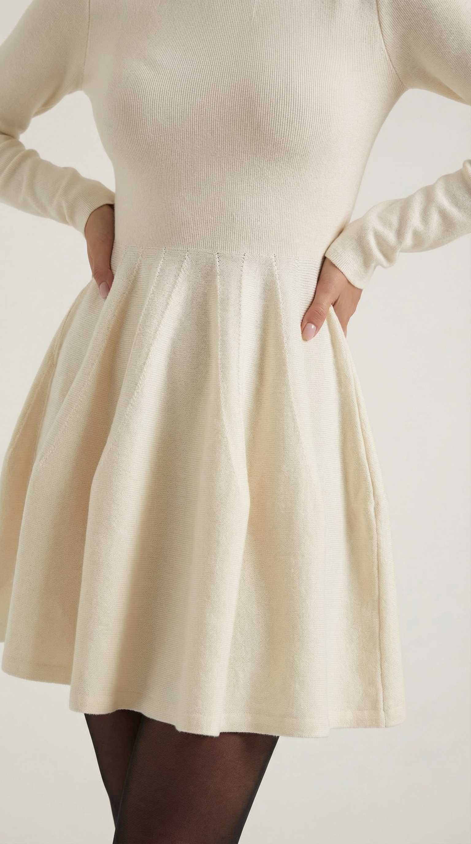 Vestido mini de manga larga fluido